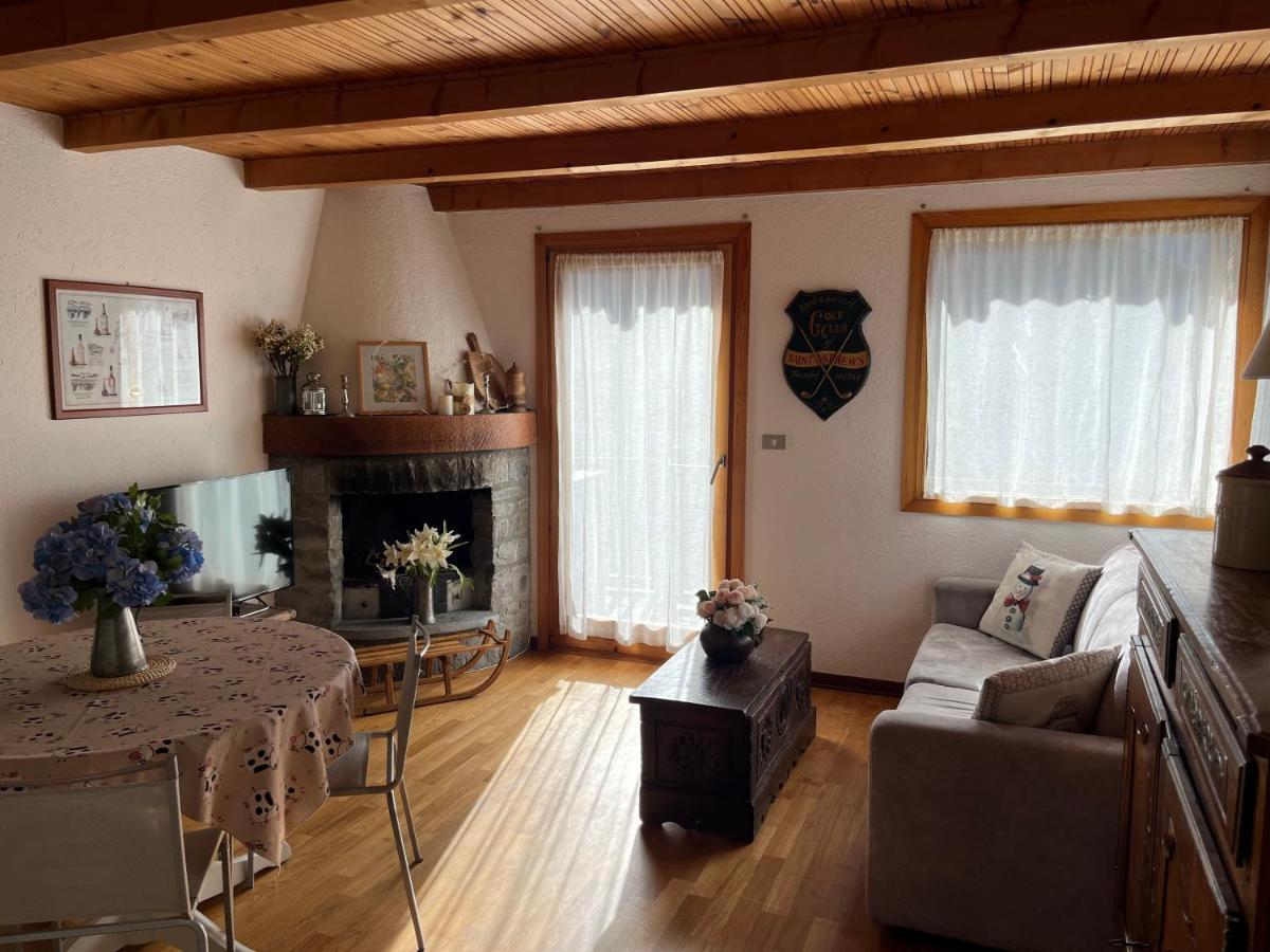 Chalet Blanc "Le Flocon" Courmayeur Exterior foto