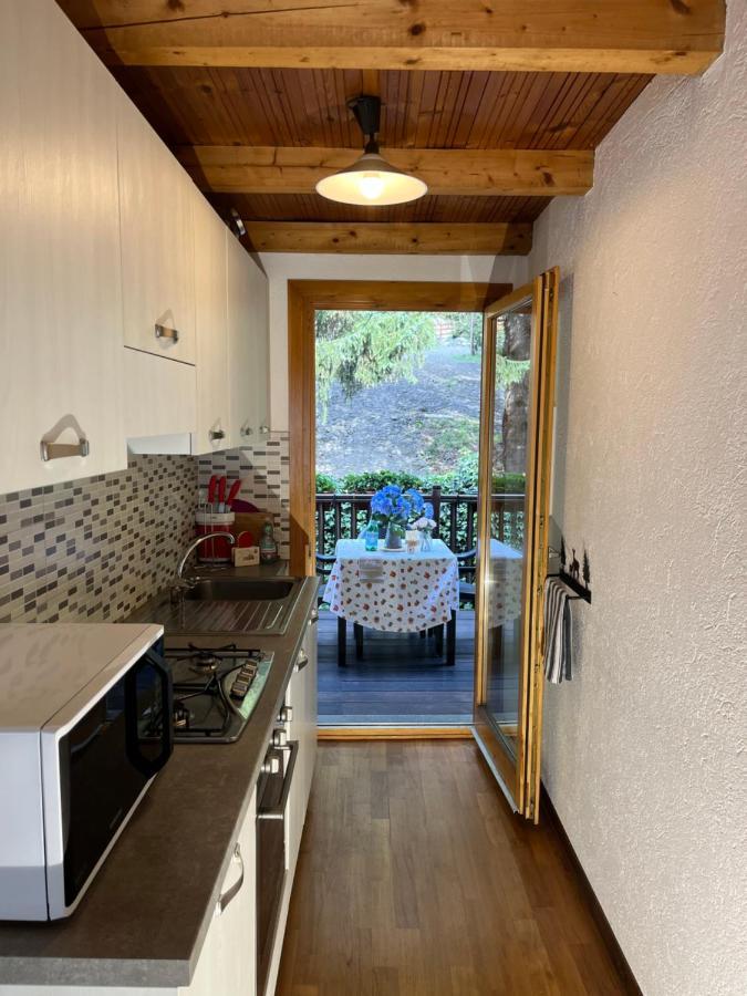 Chalet Blanc "Le Flocon" Courmayeur Exterior foto