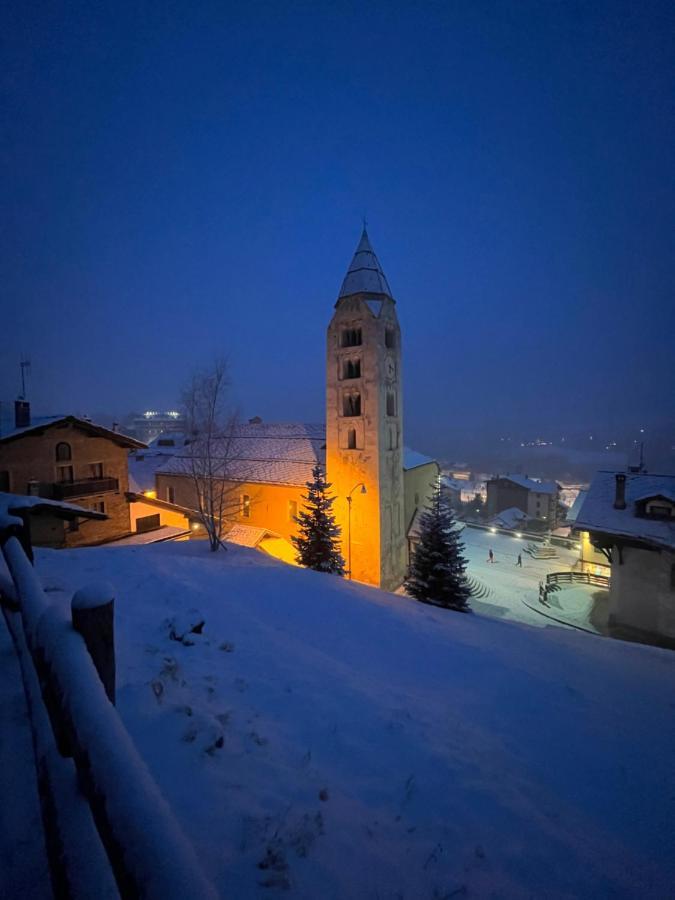Chalet Blanc "Le Flocon" Courmayeur Exterior foto